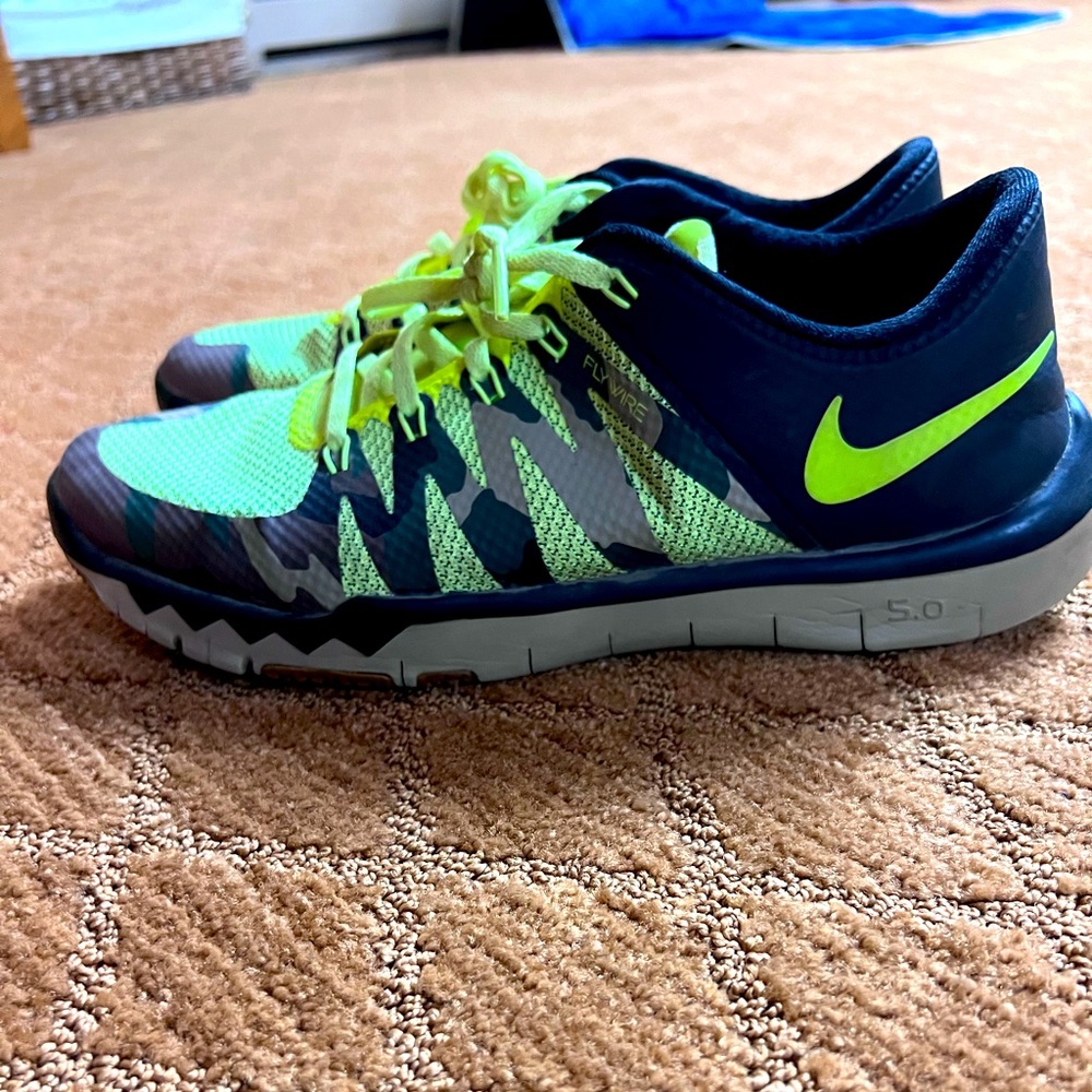 Nike camo running shoes